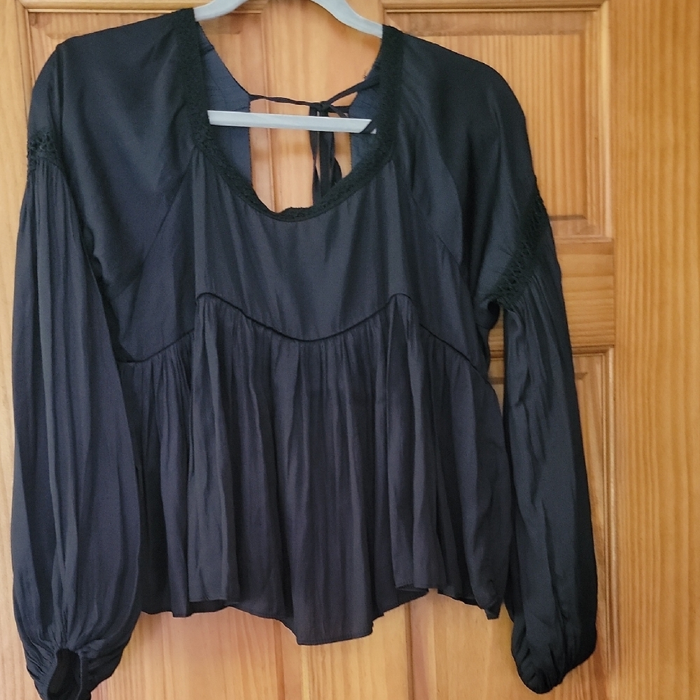 NWT Mustard Seed Top